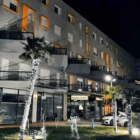 Tam Center - Comfort & Terrace Lejlighed *